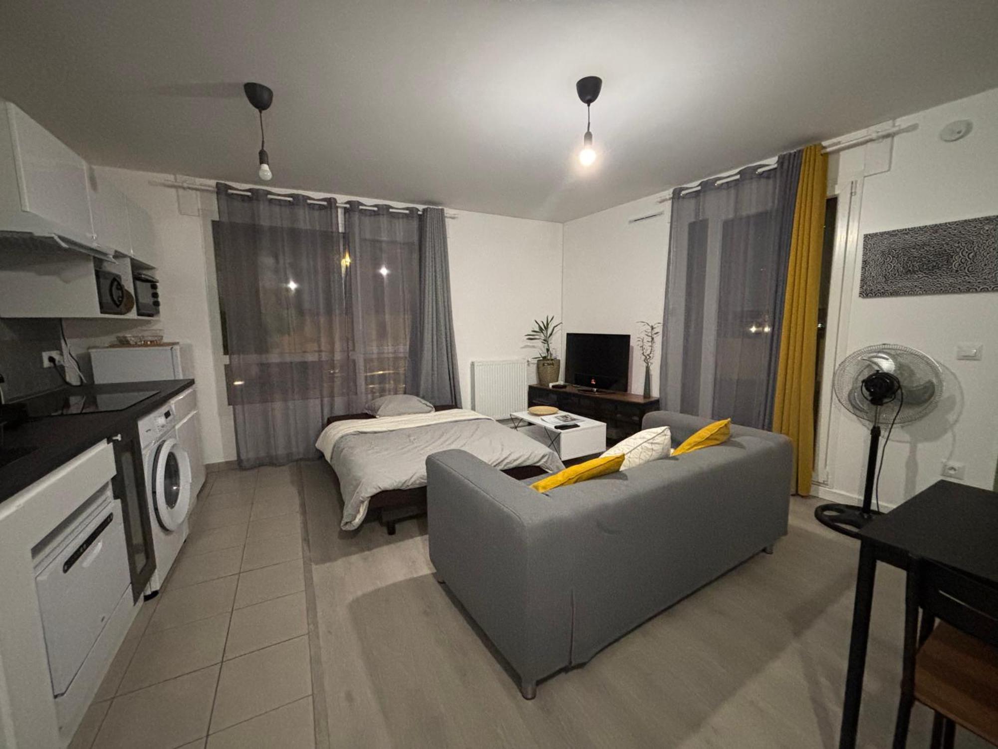 Villejuif - Metro Leo Lagrange - 2 Pieces Avec Balcon Exterior foto